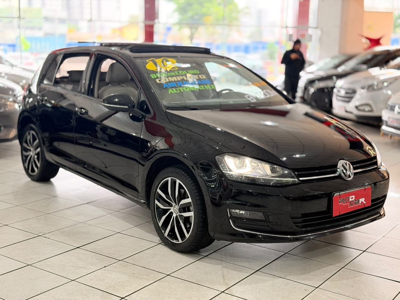 VOLKSWAGEN GOLF