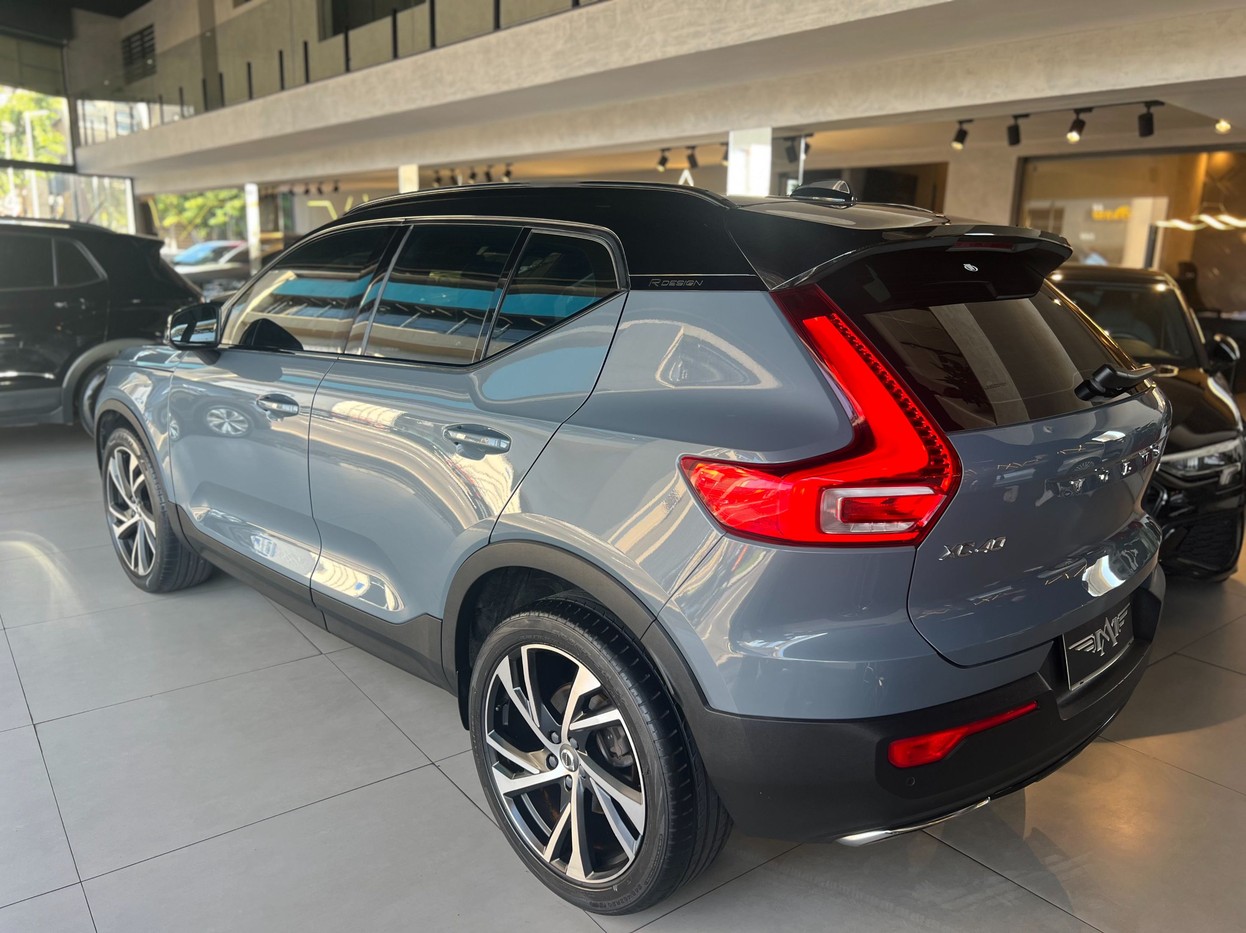 XC40 2.0 T5 R-DESIGN AWD