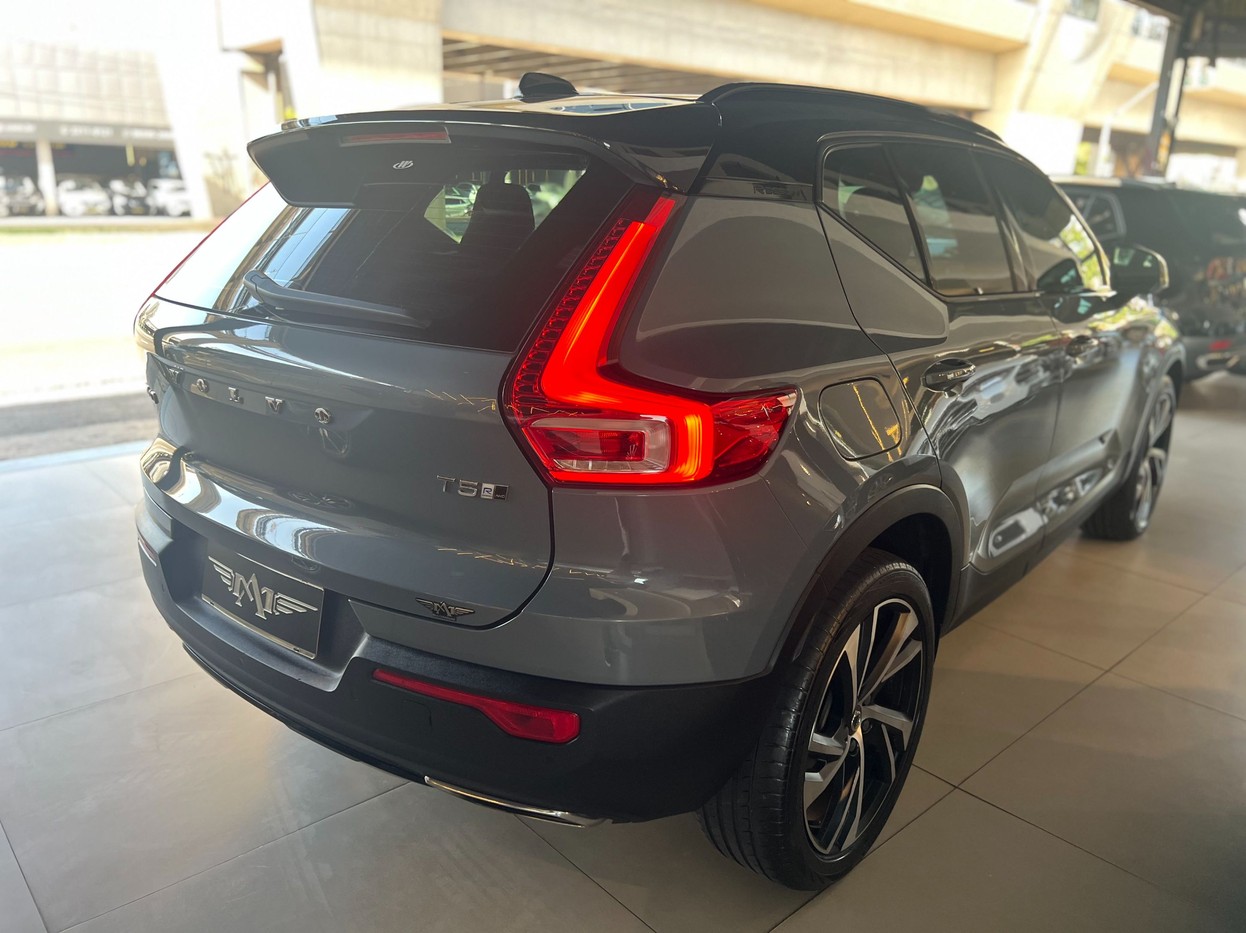 XC40 2.0 T5 R-DESIGN AWD