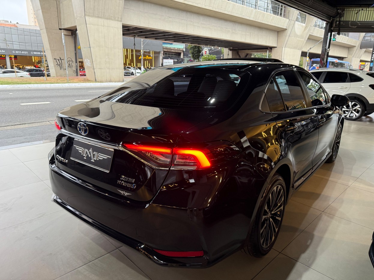 COROLLA 1.8 VVT-I ALTIS PREMIUM HIBRIDO