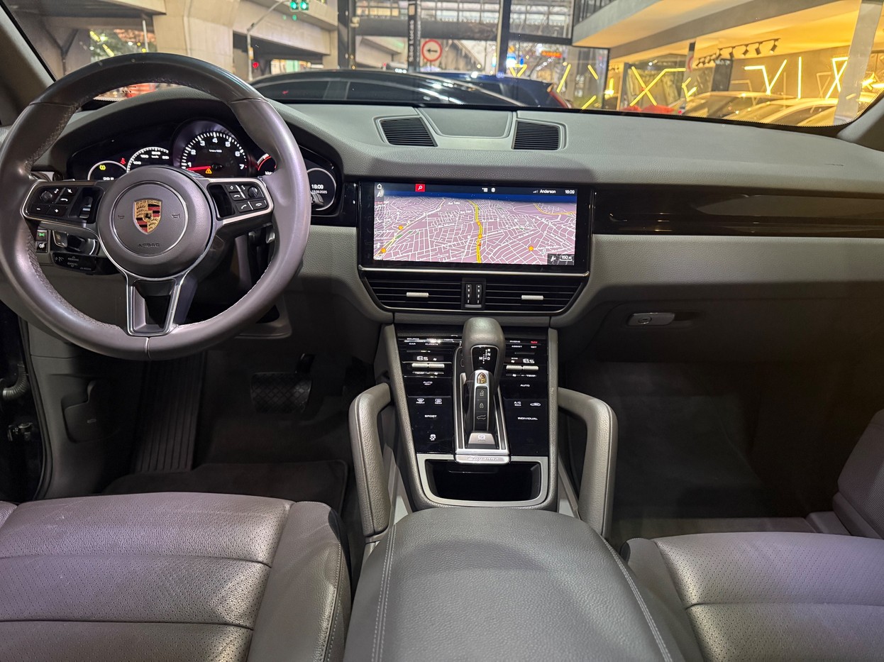Car Image 11