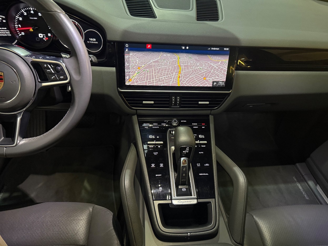 Car Image 13