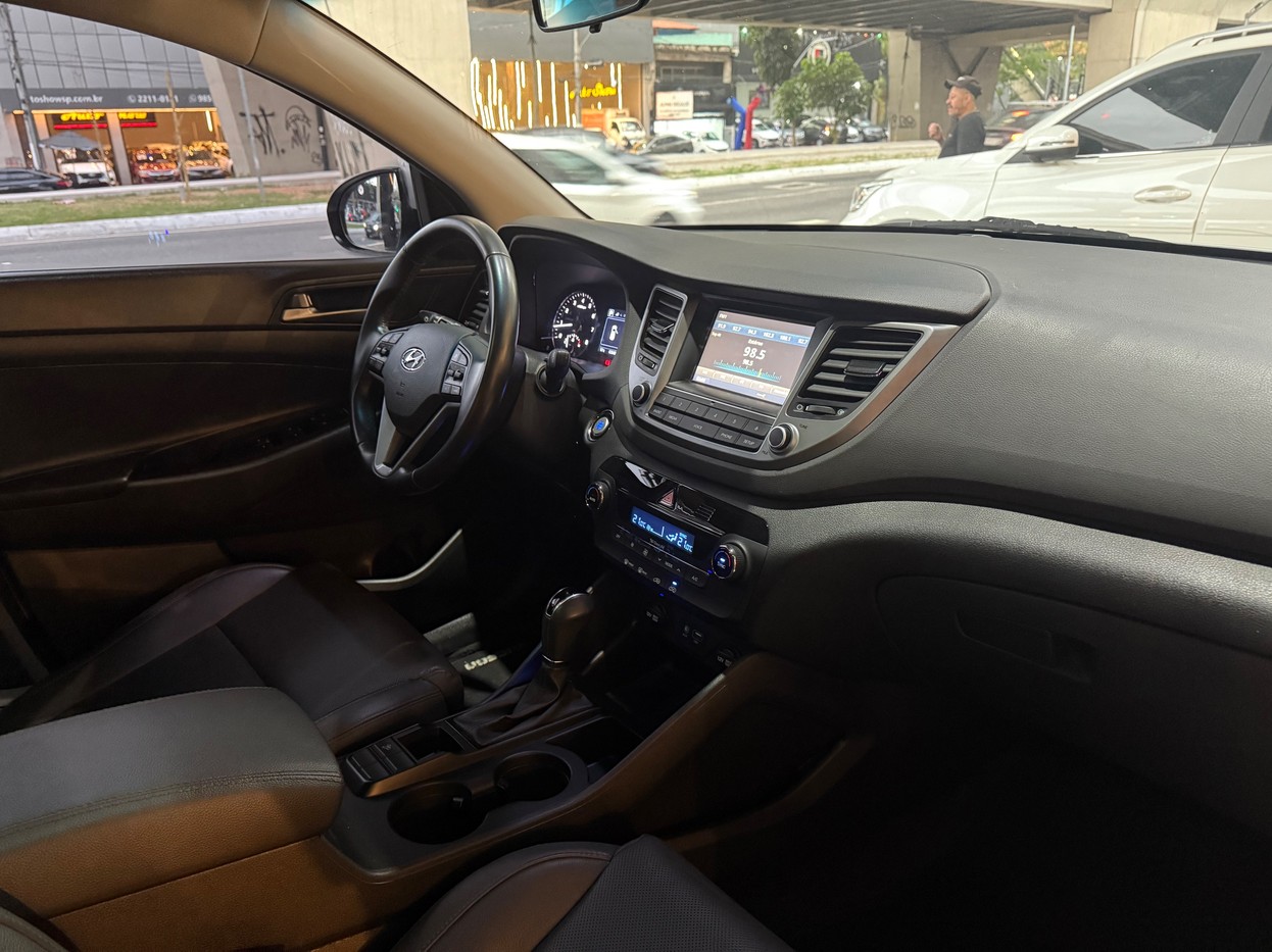 TUCSON 1.6 16V T-GDI GLS