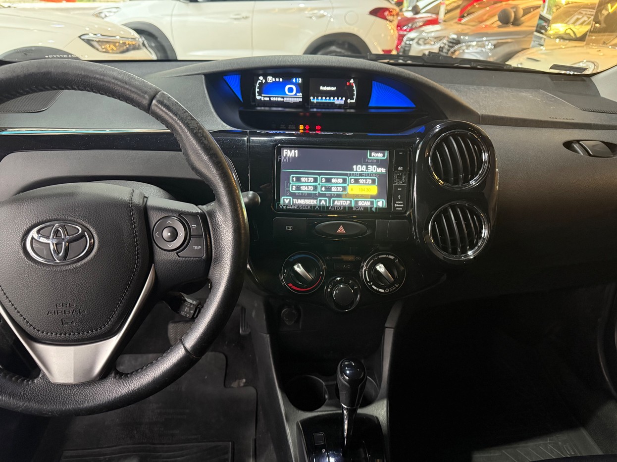 ETIOS 1.5 XLS SEDAN 16V