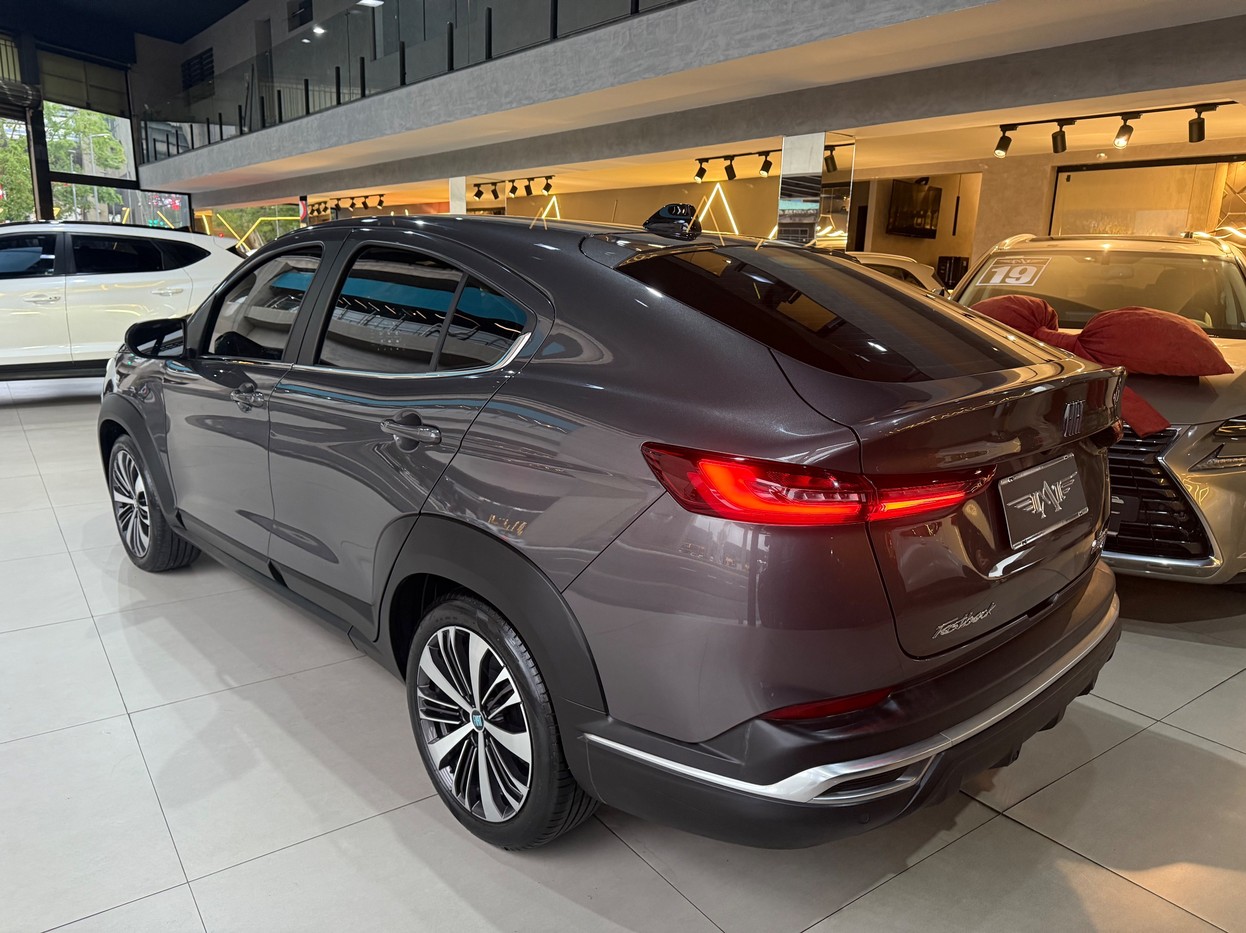 FASTBACK 1.0 TURBO 200 AUDACE