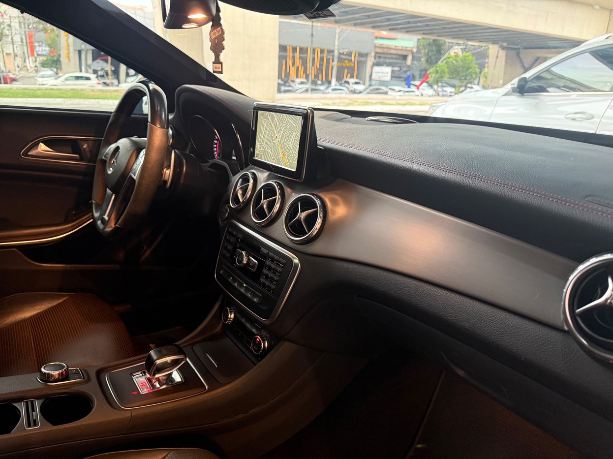 GLA 45 AMG 2.0 16V TURBO