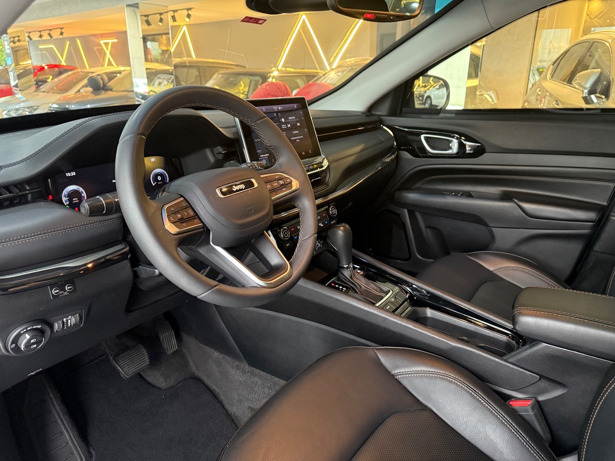 COMPASS 1.3 T270 TURBO LIMITED