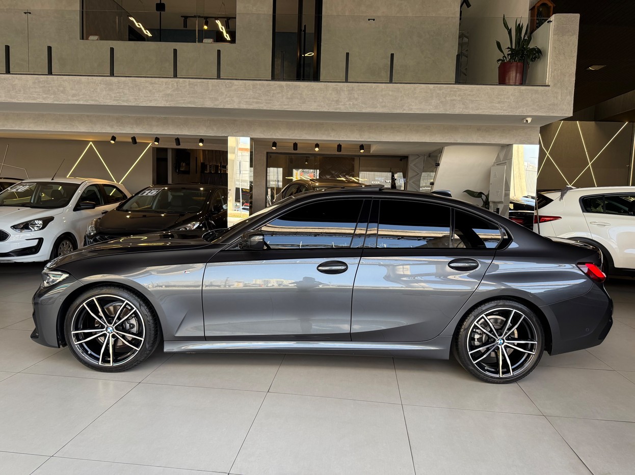 BMW 320i