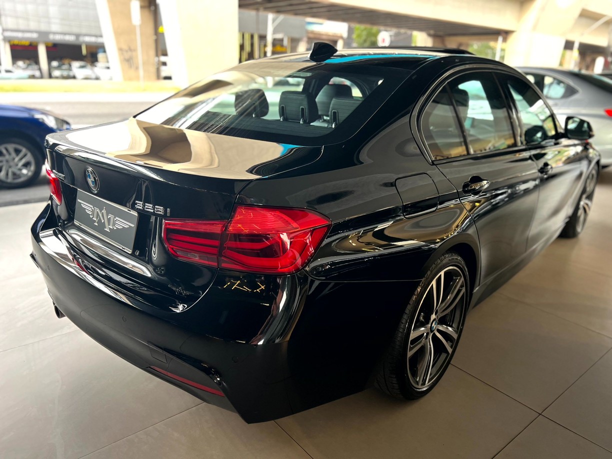 BMW 328i
