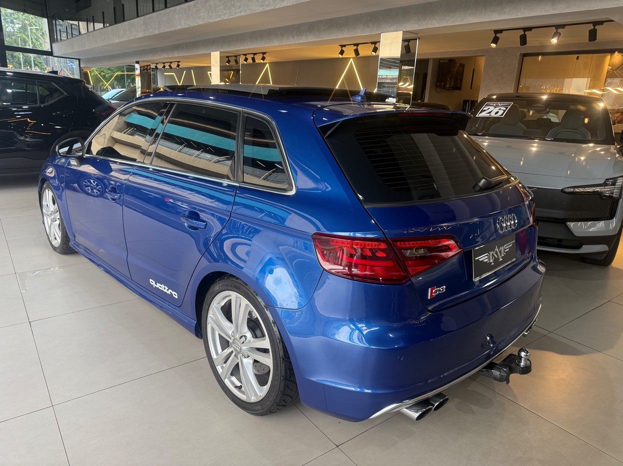 AUDI S3