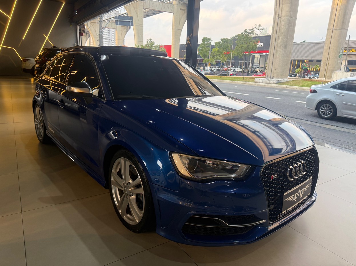 AUDI S3
