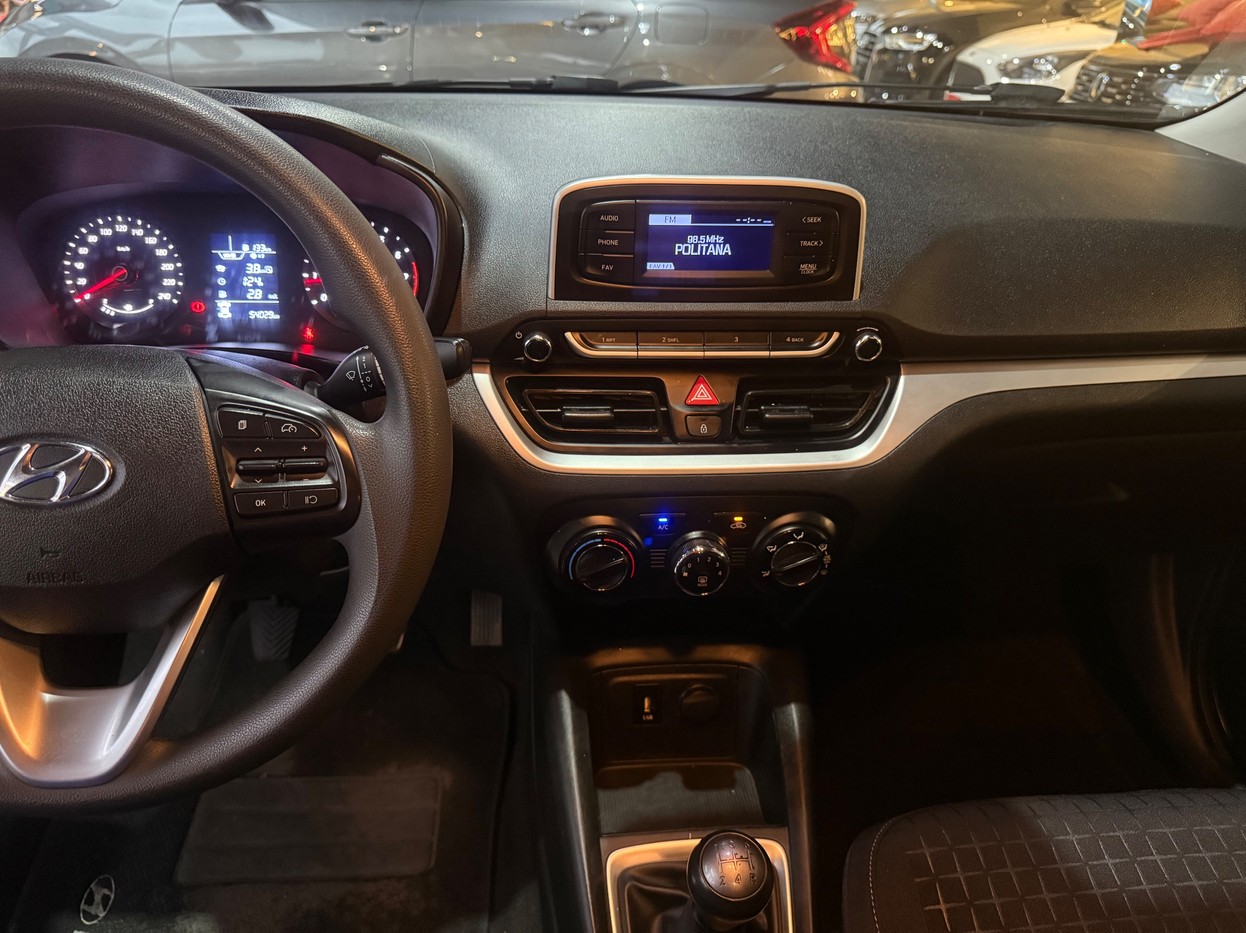 HYUNDAI HB20