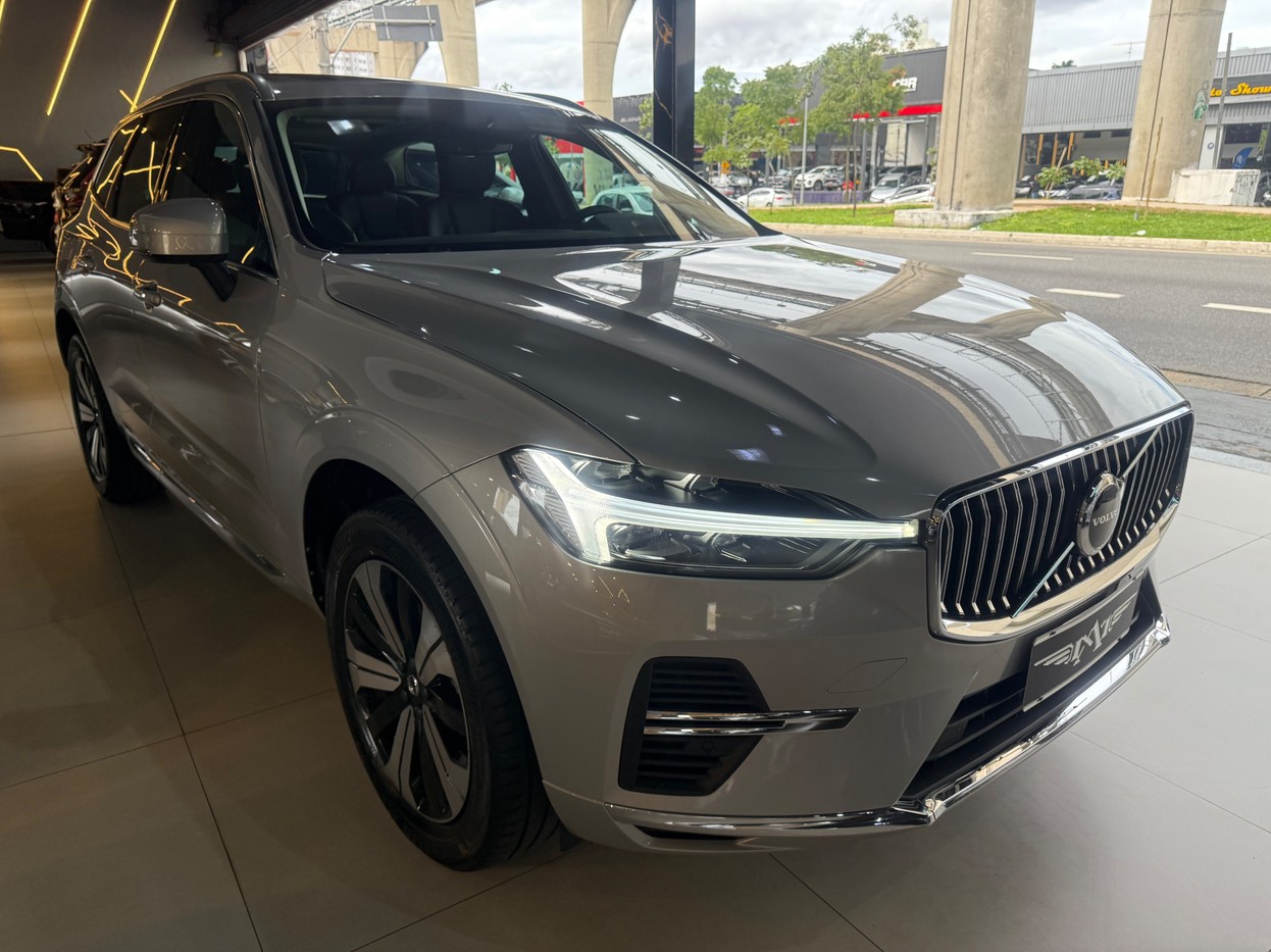 VOLVO XC60 2.0 T8 RECHARGE PLUS AWD