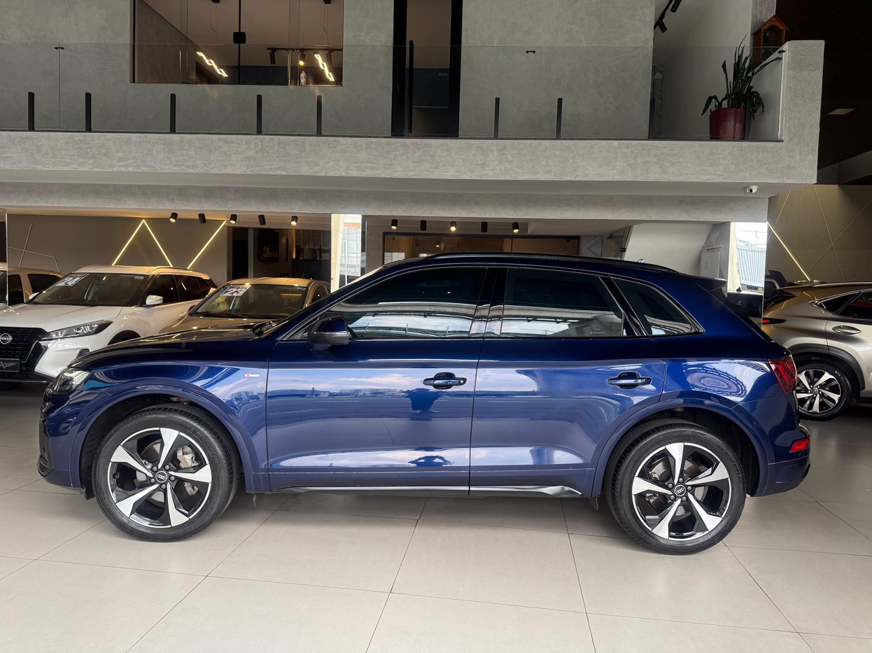 AUDI Q5 2.0 45 TFSI S LINE BLACK QUATTRO