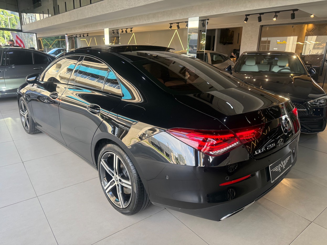 MERCEDES-BENZ CLA 250 2.0 CGI 7G-DCT