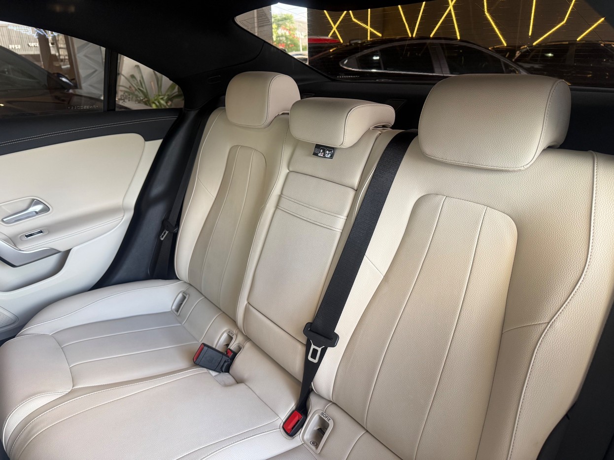 MERCEDES-BENZ CLA 250 2.0 CGI 7G-DCT