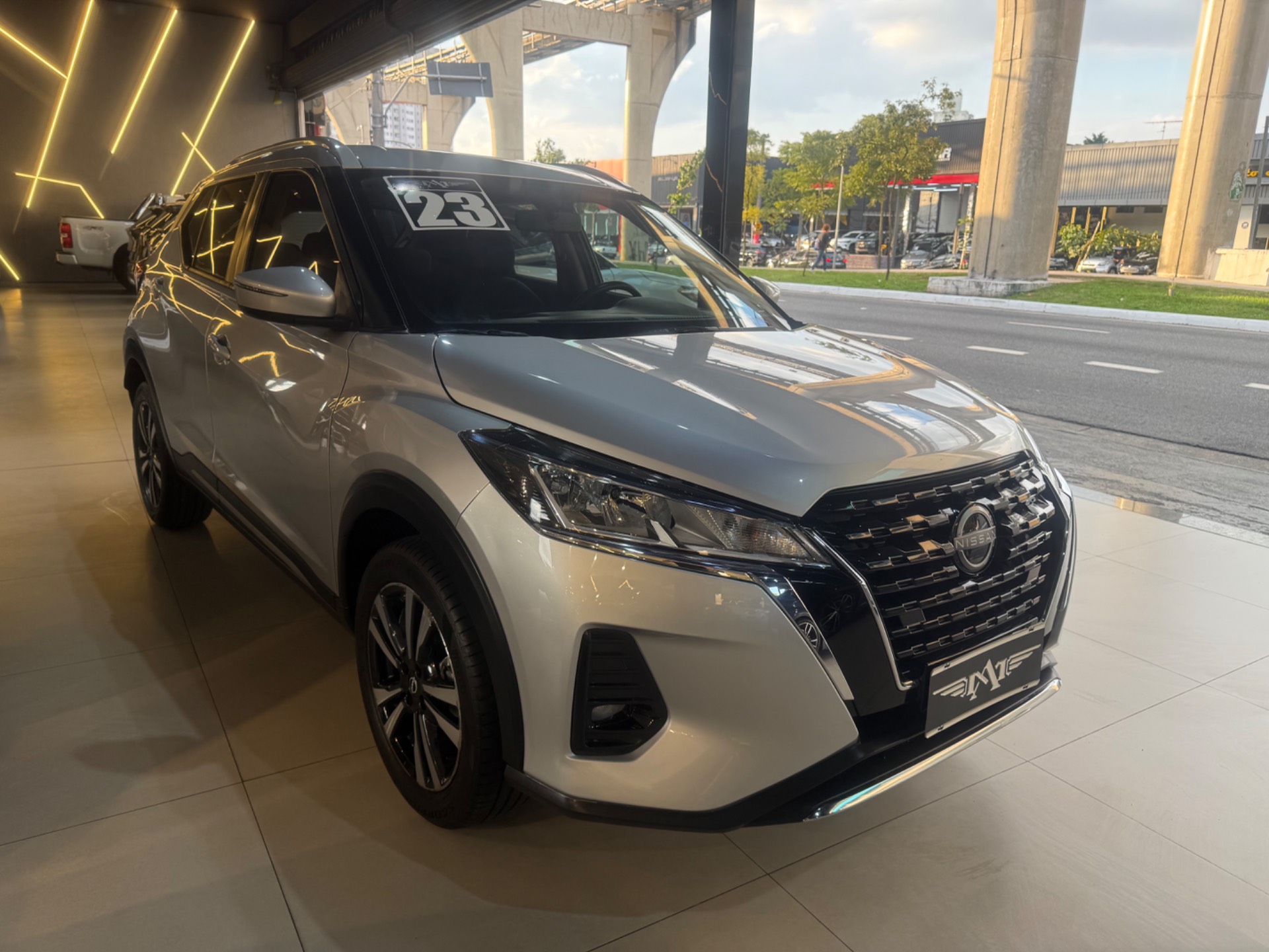 NISSAN KICKS