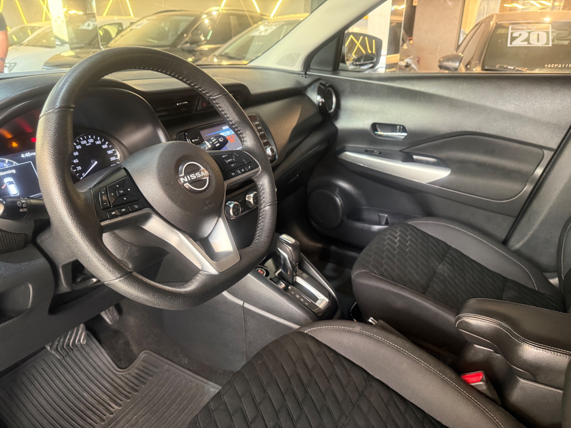NISSAN KICKS