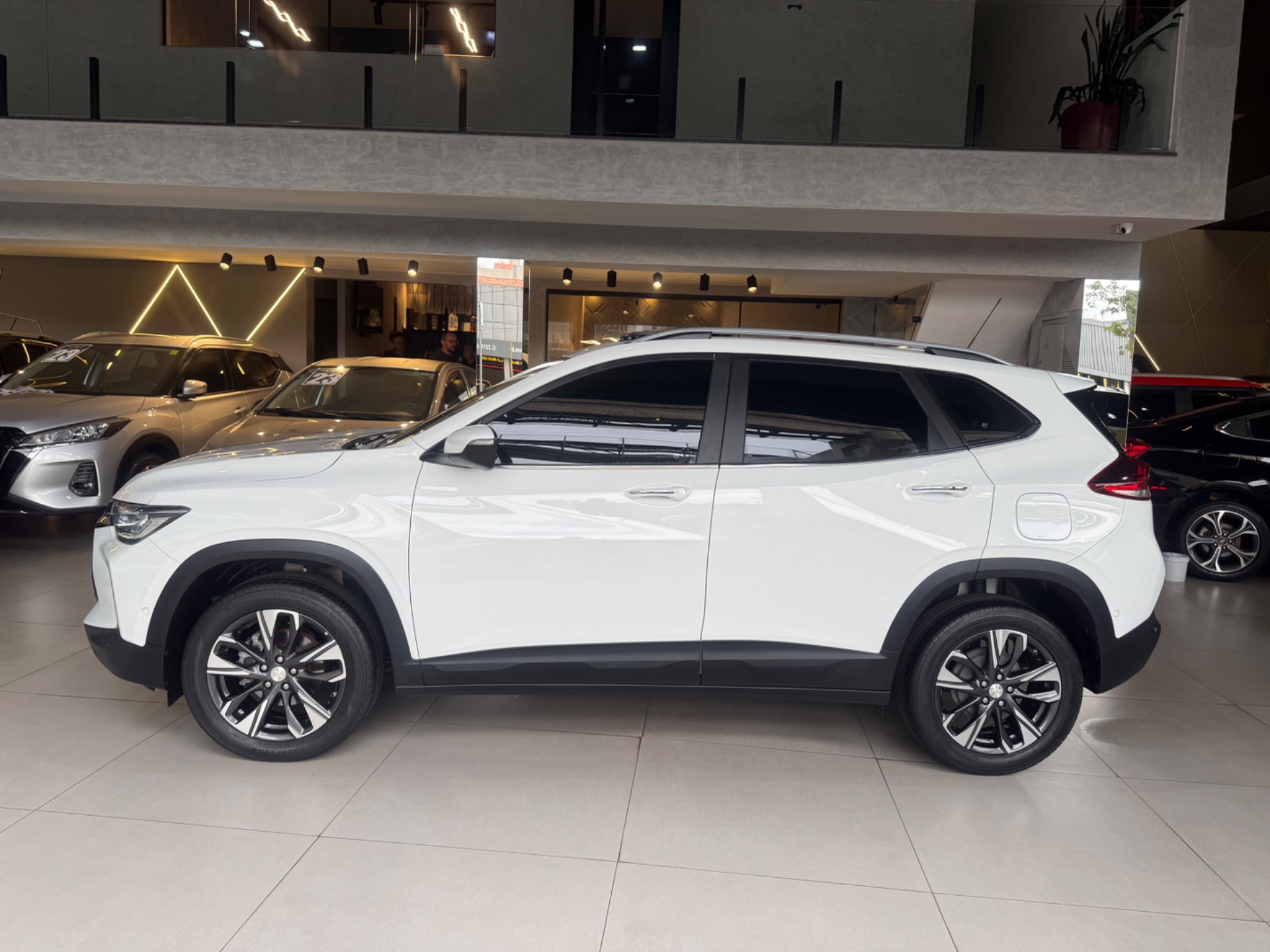 CHEVROLET TRACKER