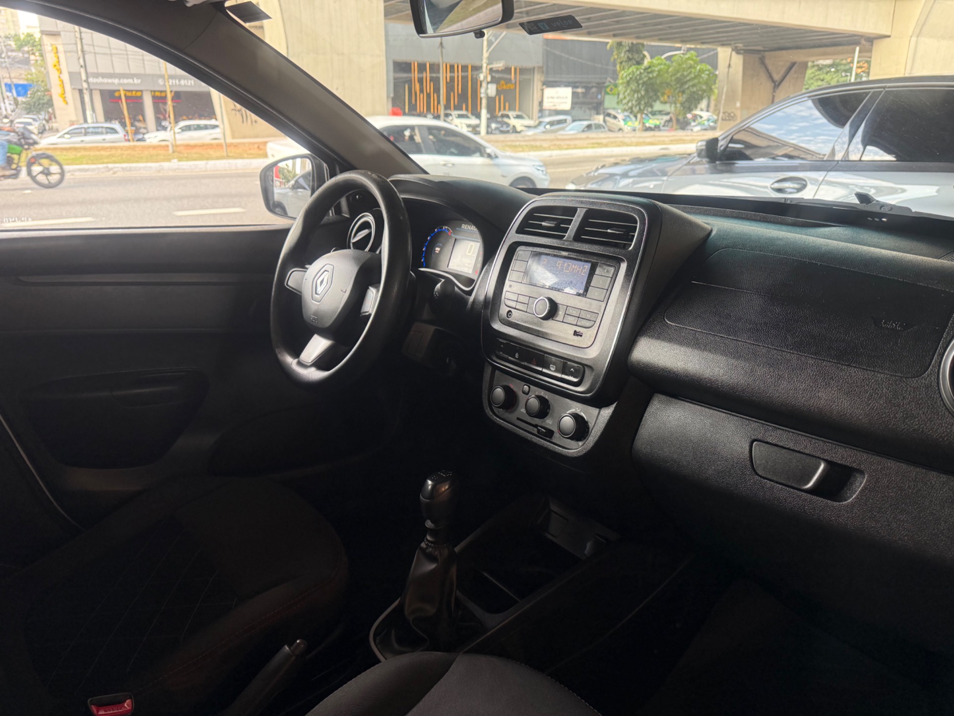 RENAULT KWID