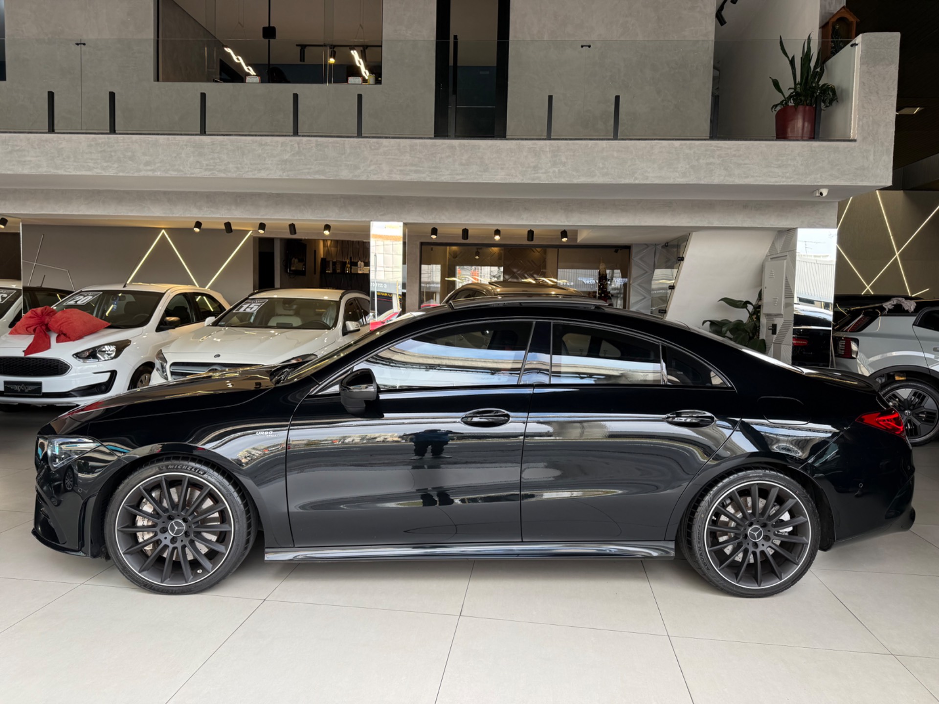 MERCEDES-BENZ CLA 35 AMG
