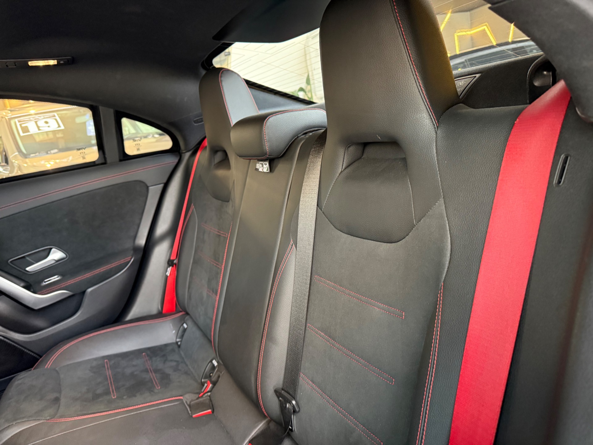 MERCEDES-BENZ CLA 35 AMG