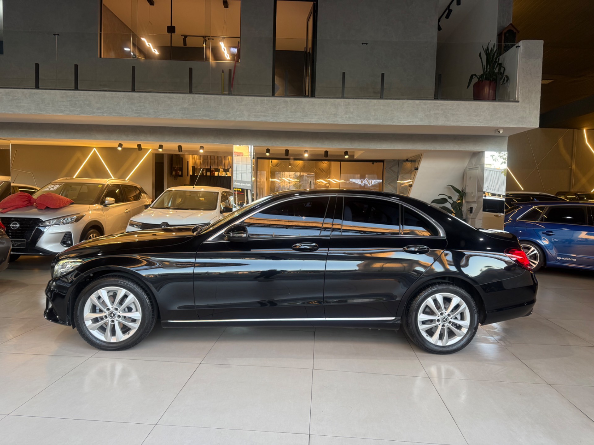 MERCEDES-BENZ C 180