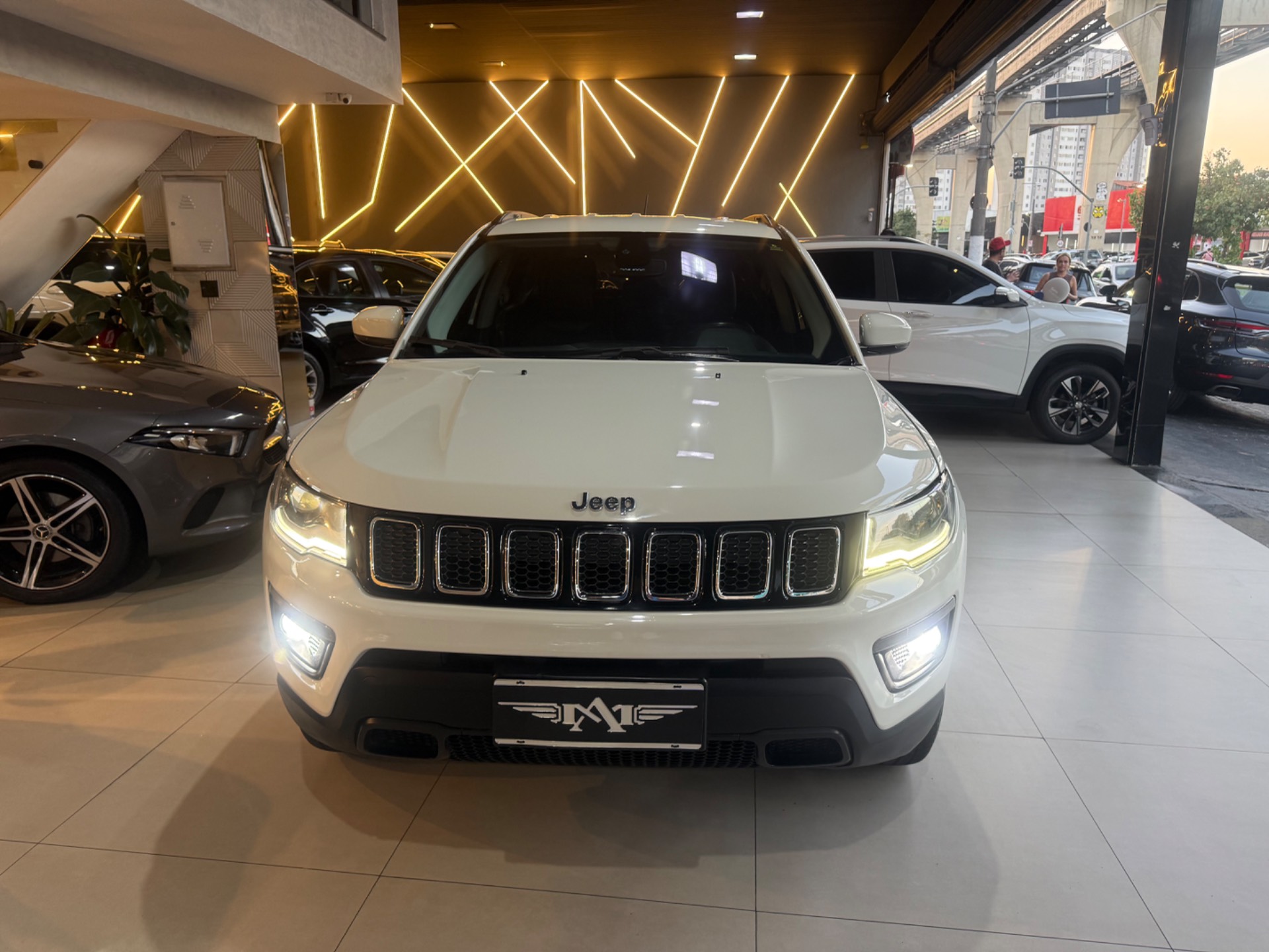 JEEP COMPASS