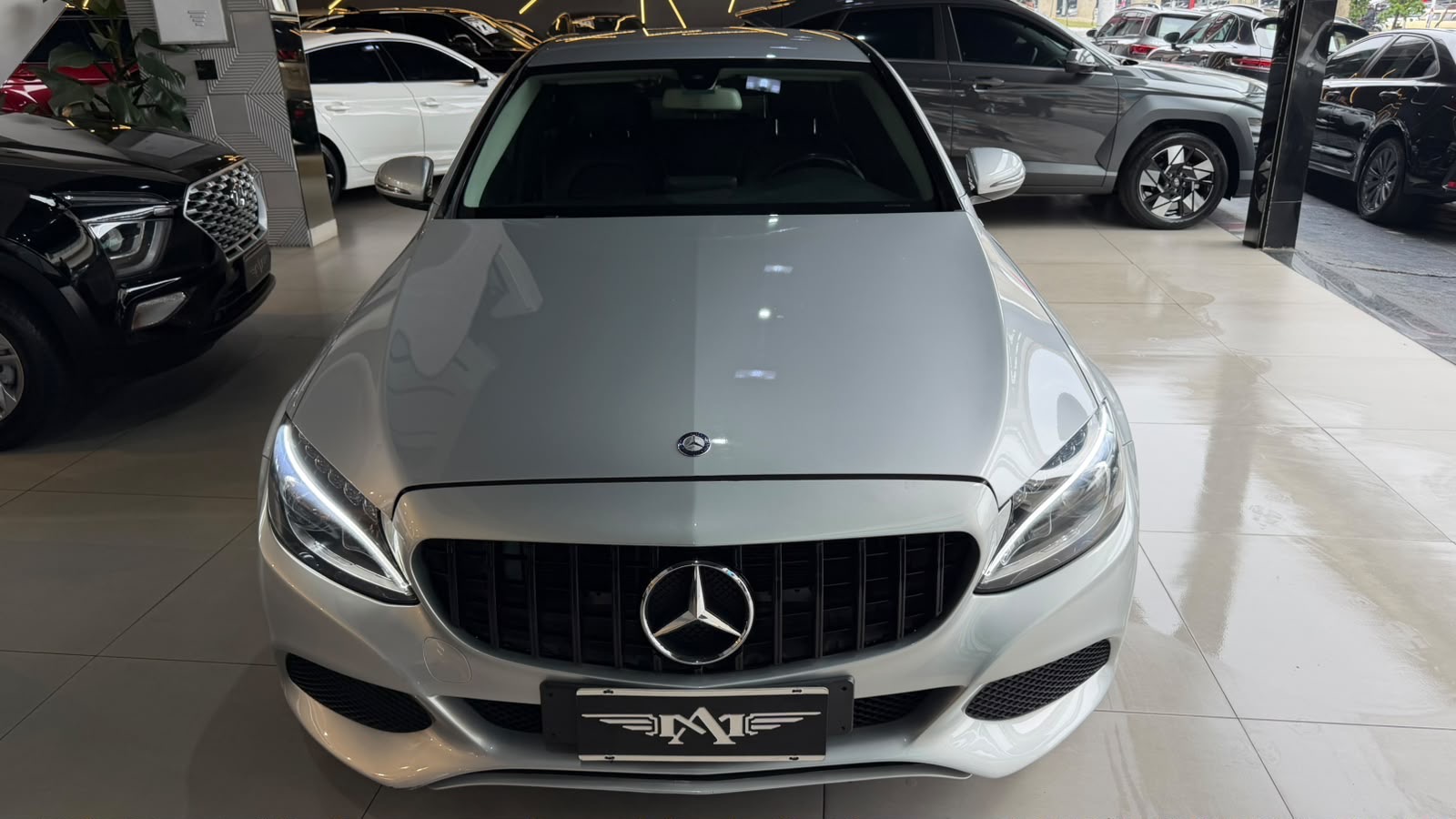 MERCEDES-BENZ C 180