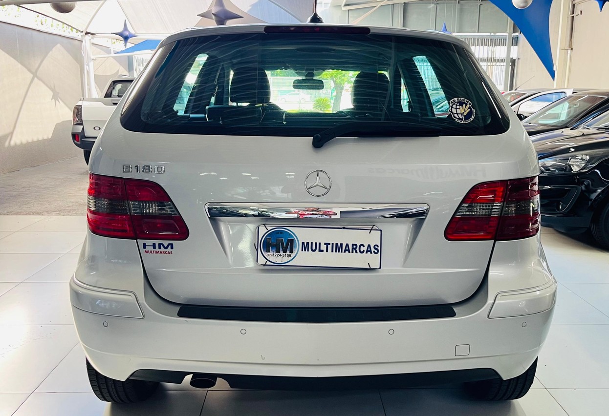 Car Image 13