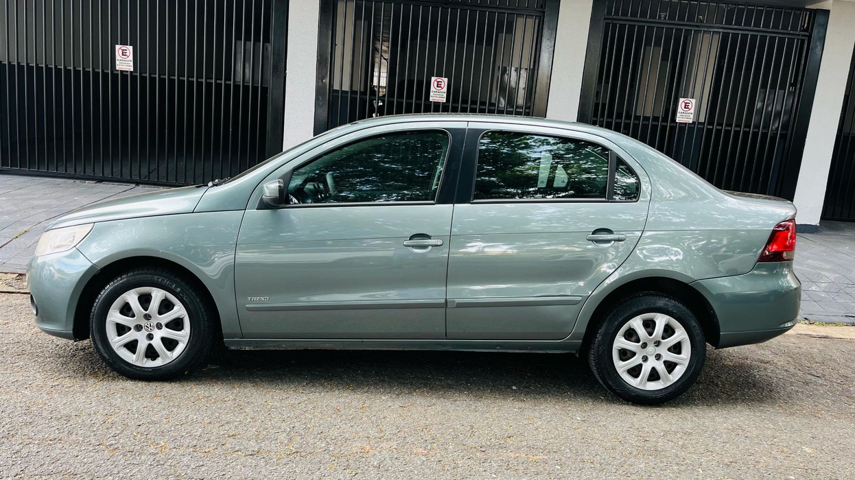 Car Image 11