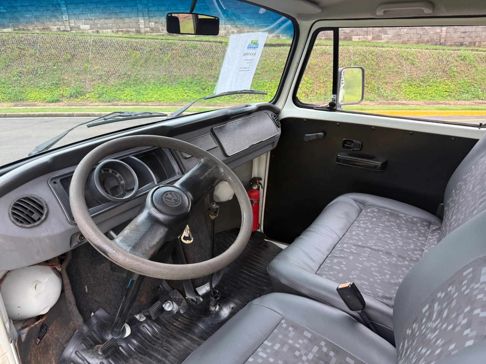 VOLKSWAGEN KOMBI