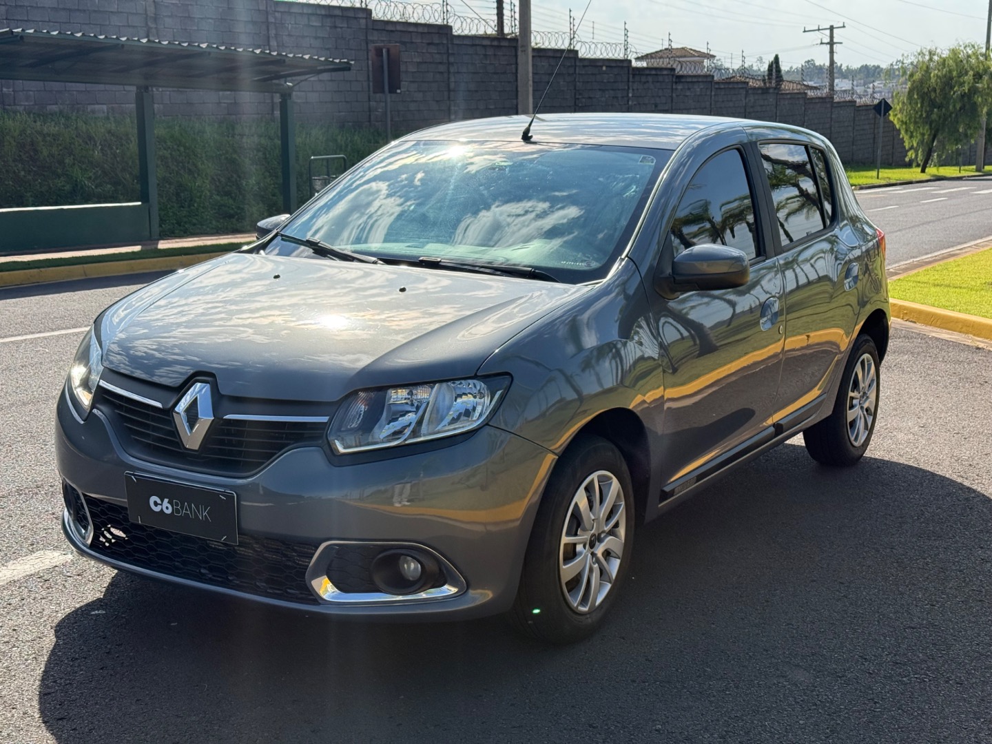 RENAULT SANDERO