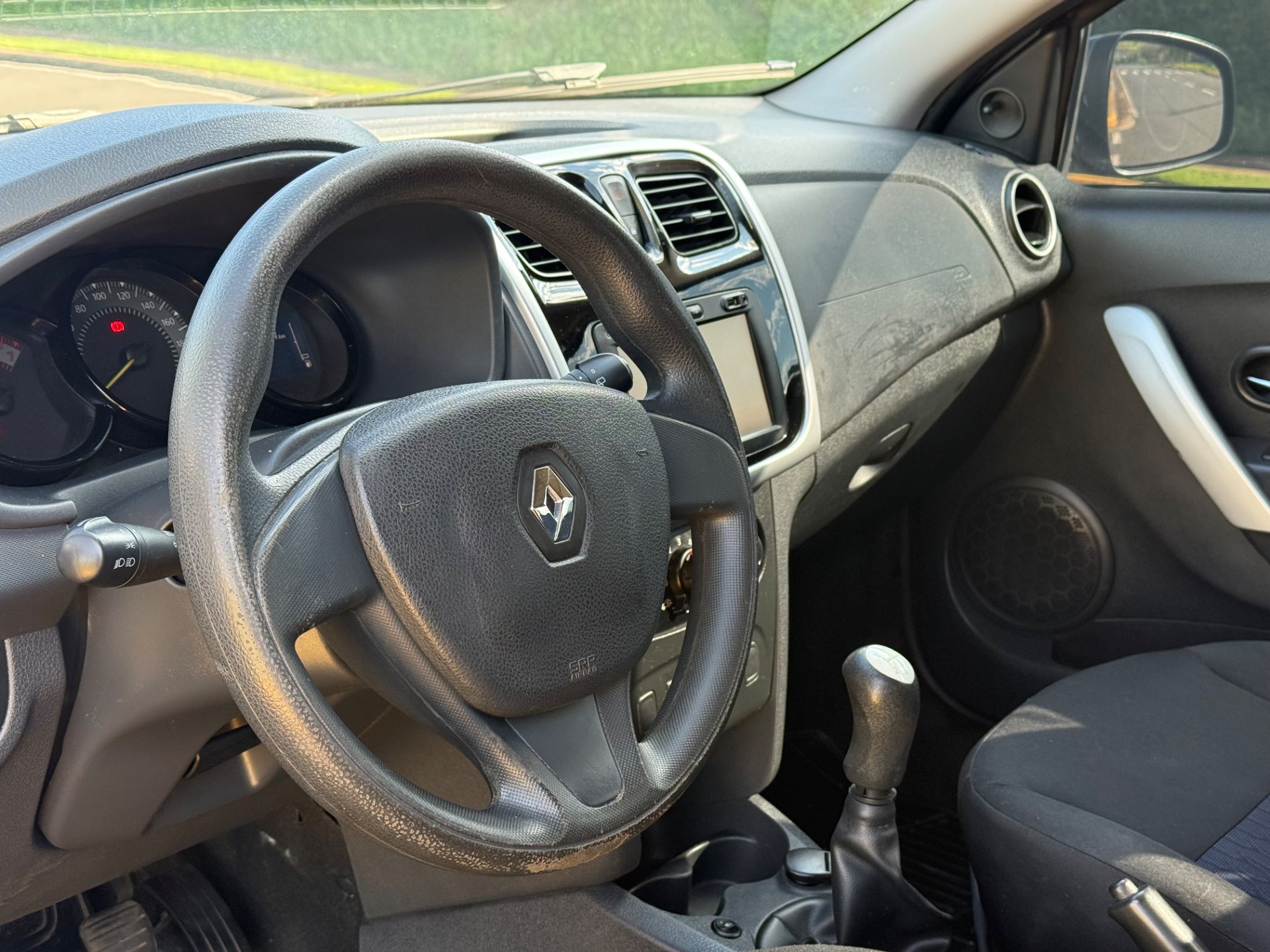 RENAULT SANDERO