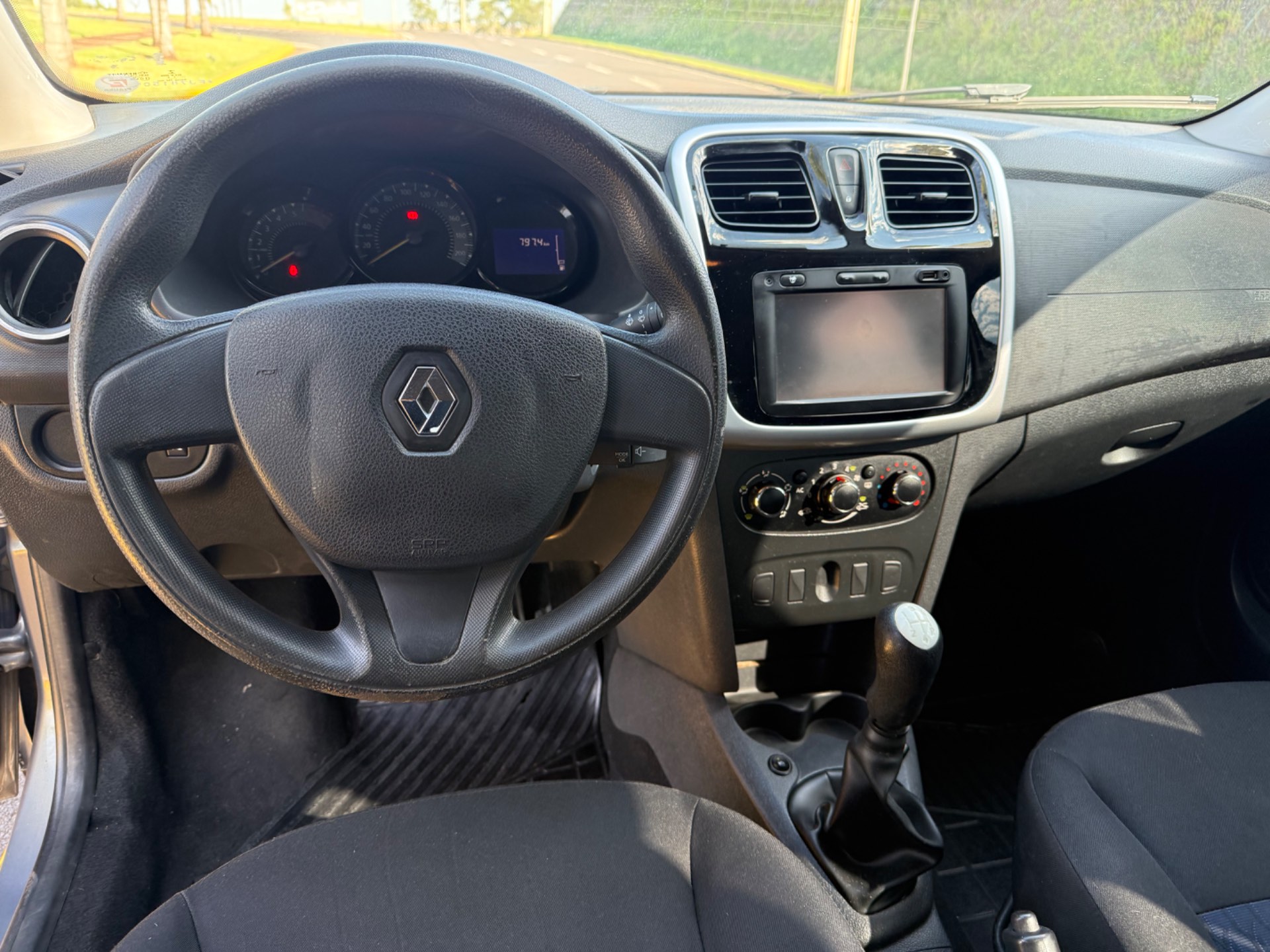 RENAULT SANDERO