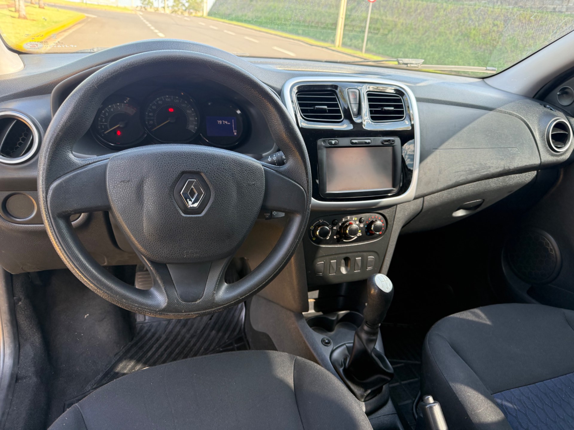 RENAULT SANDERO