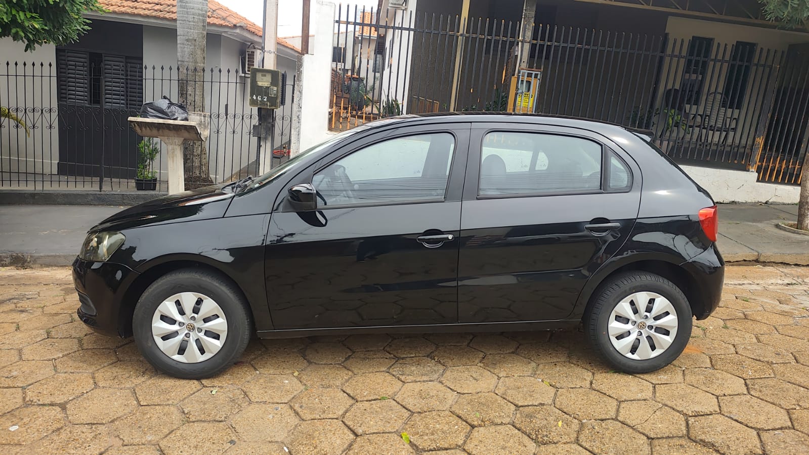 VOLKSWAGEN GOL
