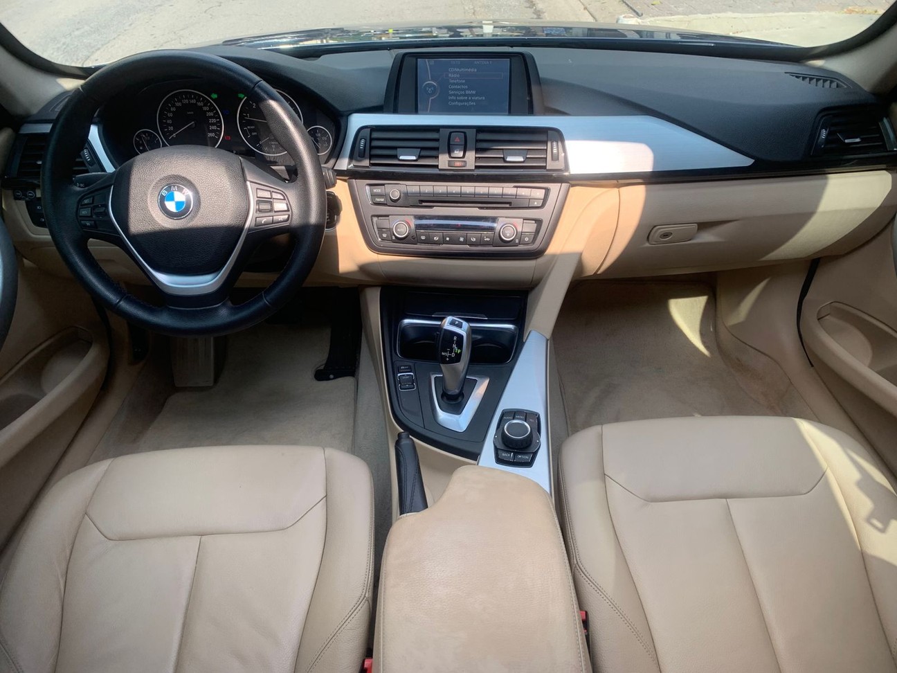 BMW 328I 2.0 PLUS SEDAN 16V