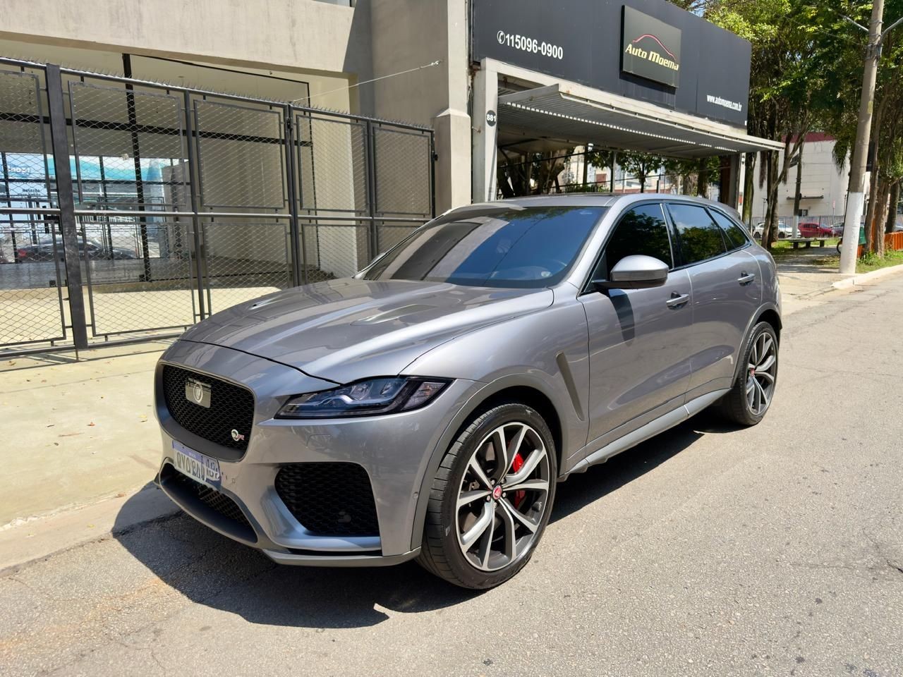 JAGUAR F-PACE 5.0 V8 SUPERCHARGED SVR AWD