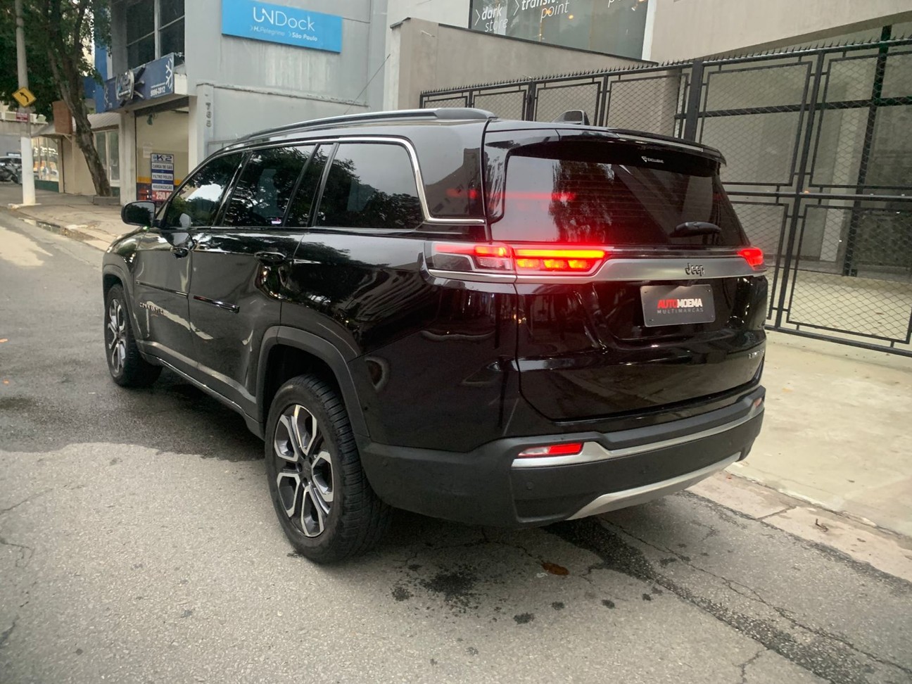 JEEP COMMANDER 1.3 T270 TURBO LIMITED