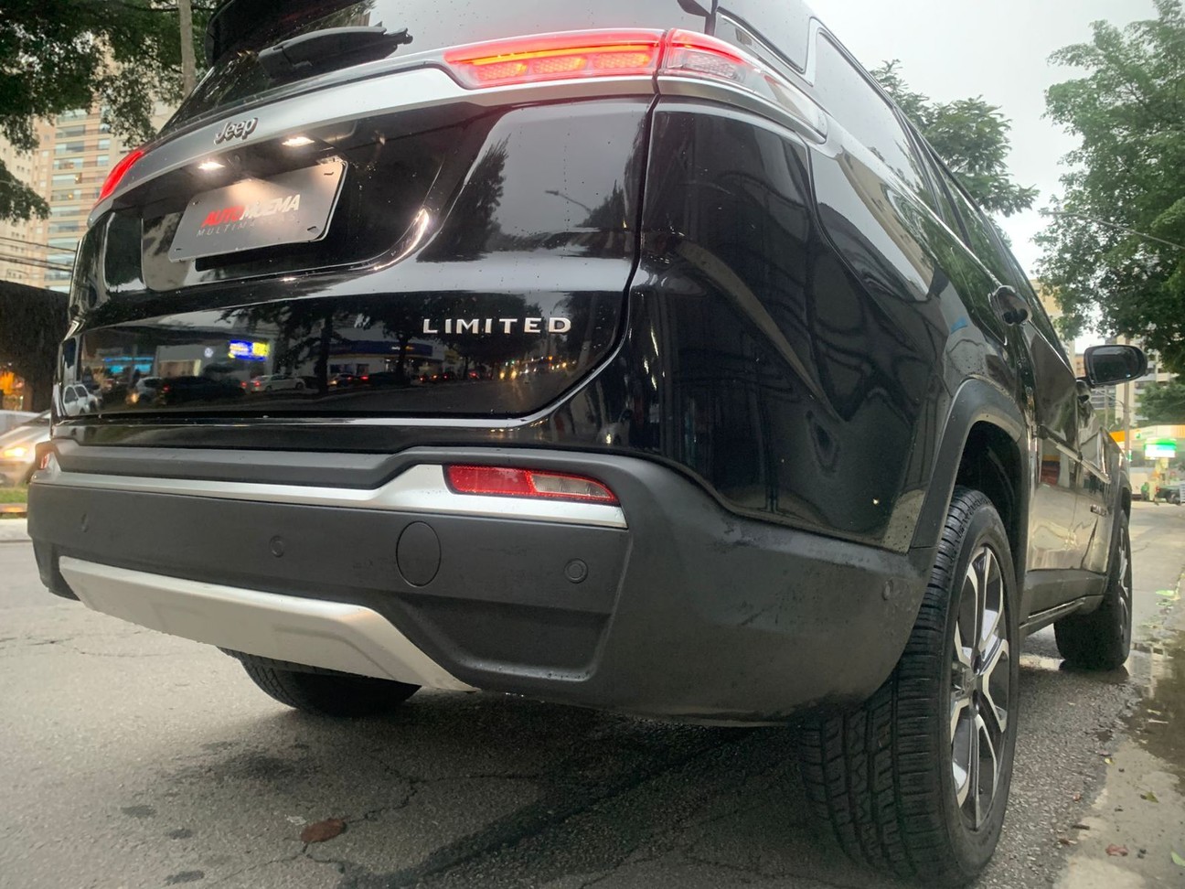 JEEP COMMANDER 1.3 T270 TURBO LIMITED