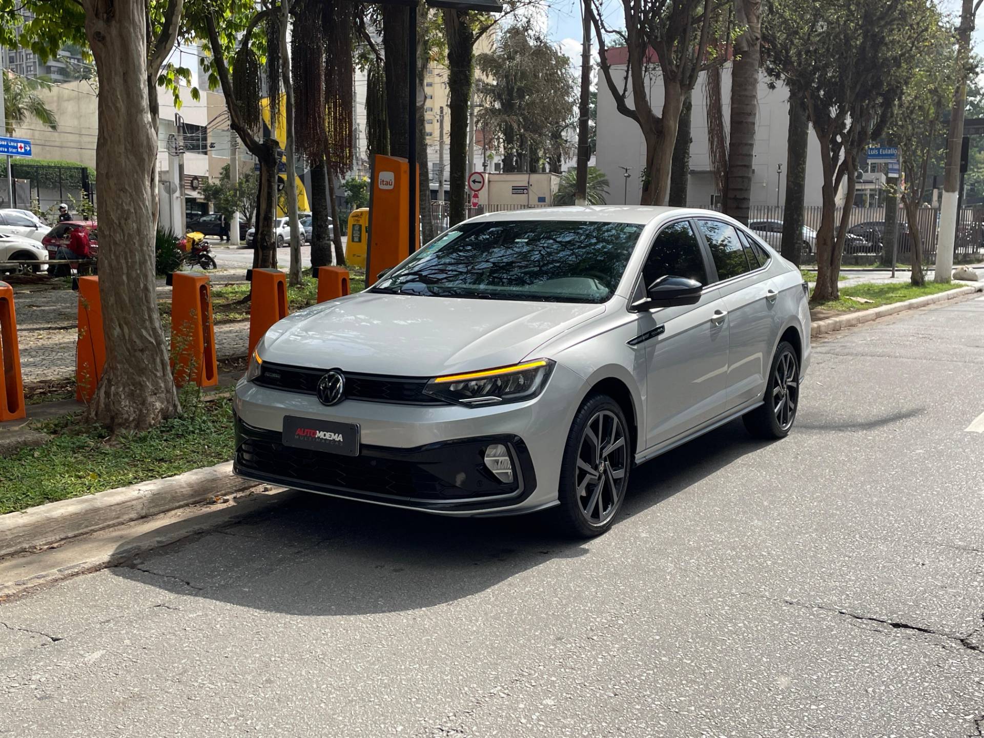 VOLKSWAGEN VIRTUS