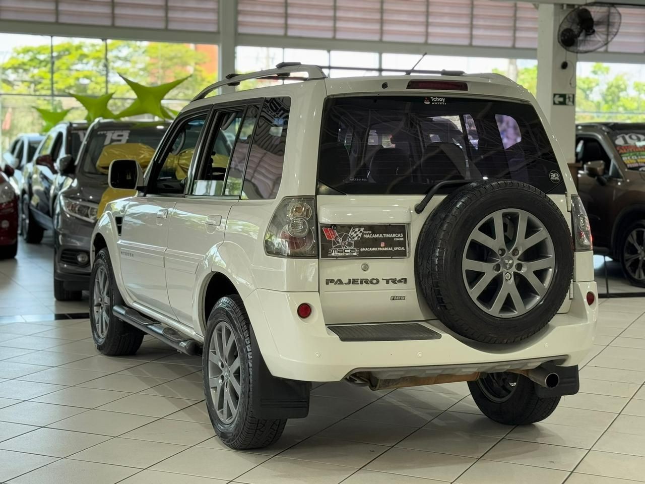 MITSUBISHI PAJERO TR4