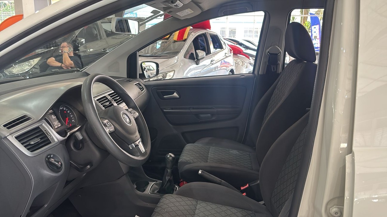 VOLKSWAGEN FOX