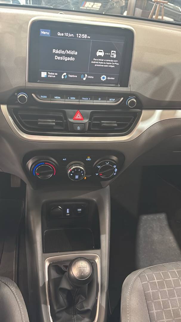 HYUNDAI HB20S