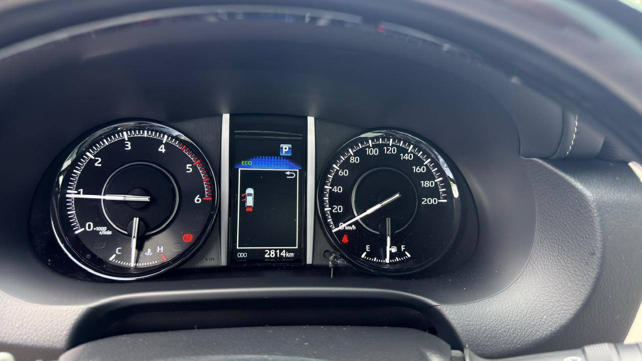 TOYOTA HILUX SW4