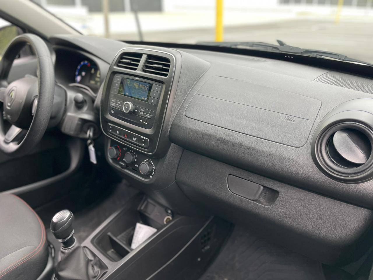 RENAULT KWID