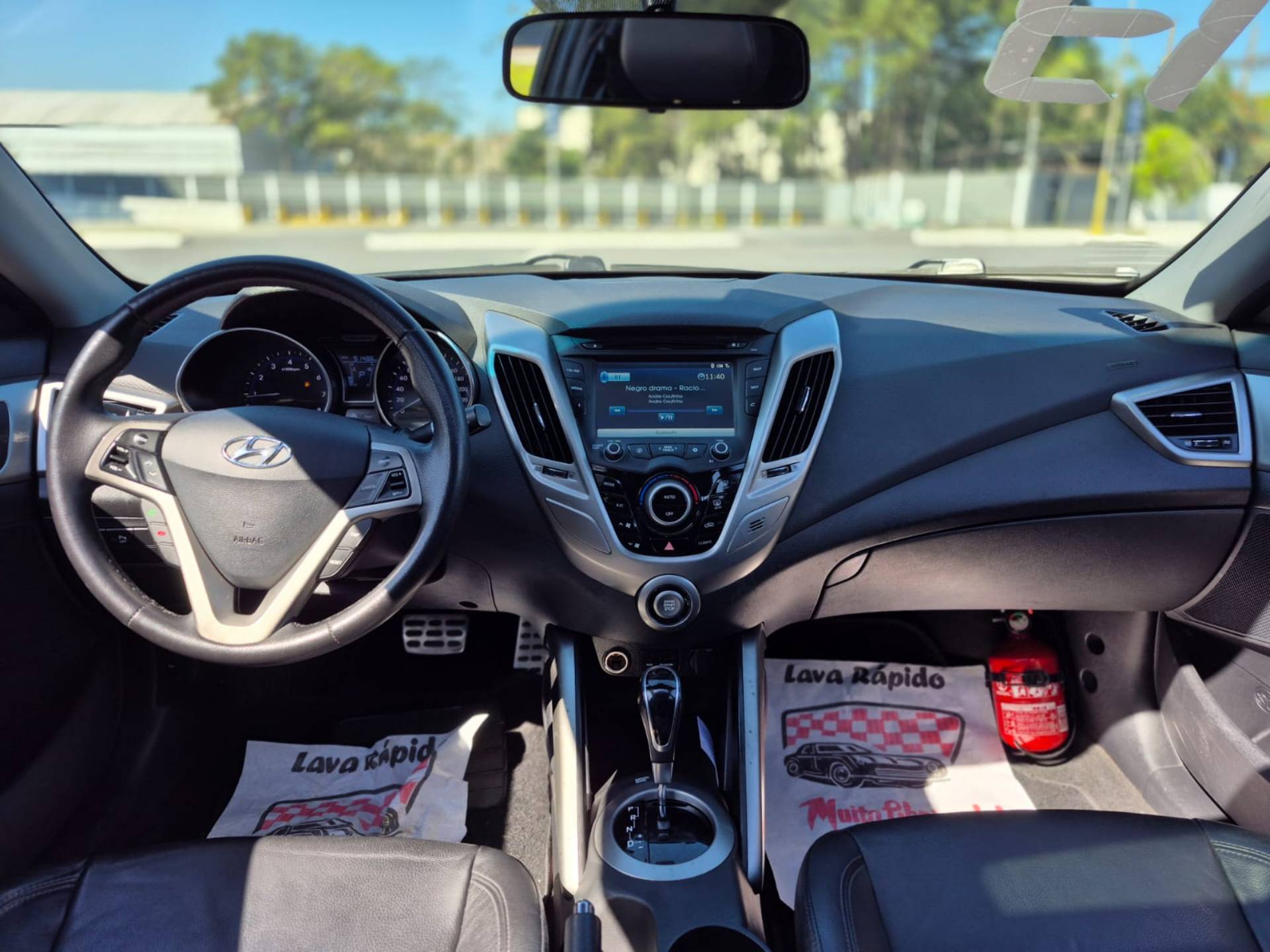 HYUNDAI VELOSTER