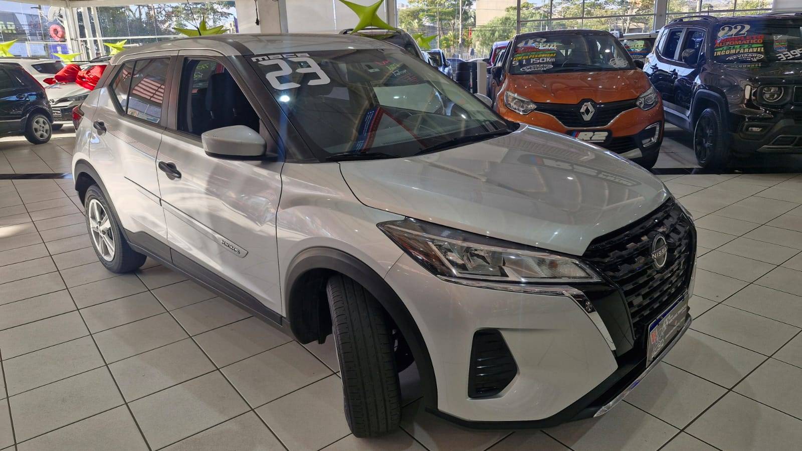 NISSAN KICKS