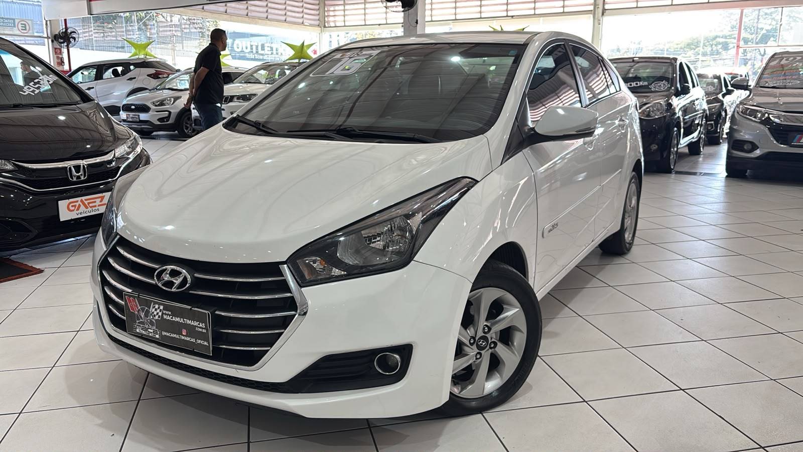 HYUNDAI HB20S